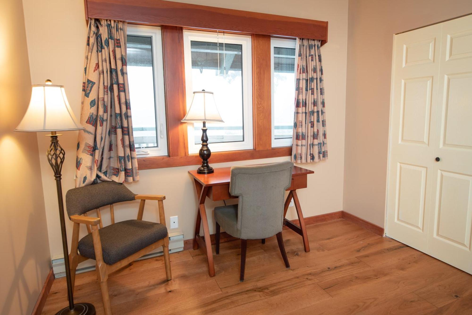 Painter'S Lodge, Trademark Collection By Wyndham Campbell River Room photo