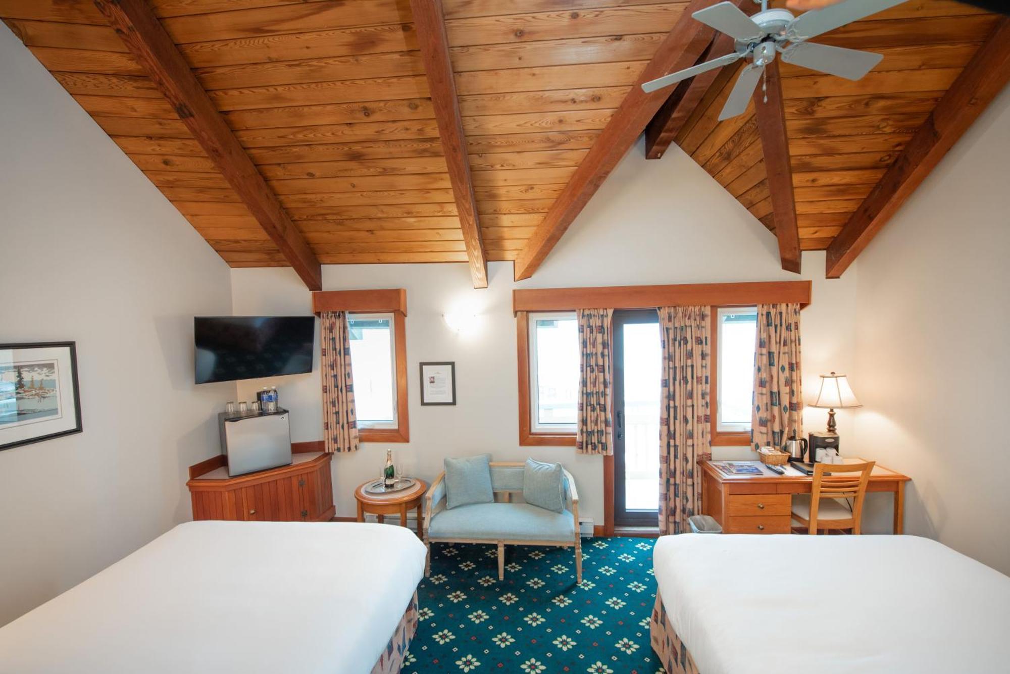 Painter'S Lodge, Trademark Collection By Wyndham Campbell River Room photo